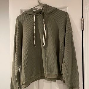 Green cropped aerie hoodie